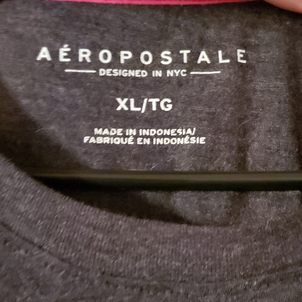 Tee Shirt - Picture 2 of 2